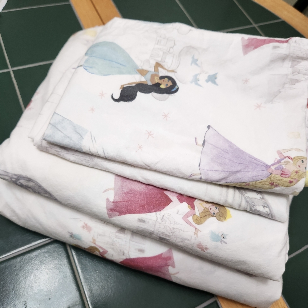 POTTERY BARN KIDS Disney Princess Castle FULL 4 pc Sheets Set